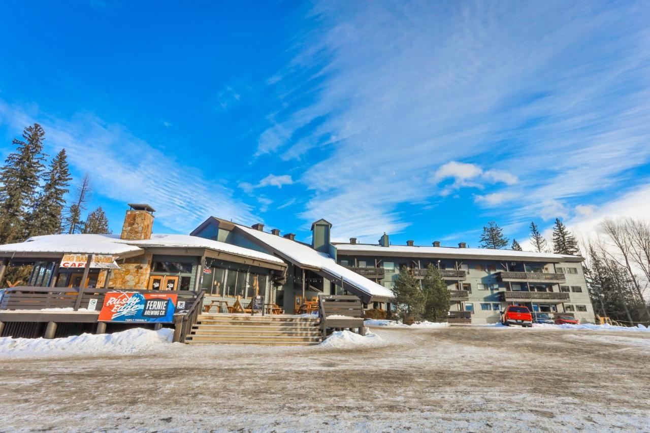 Griz Inn By Stayin Fernie Kültér fotó